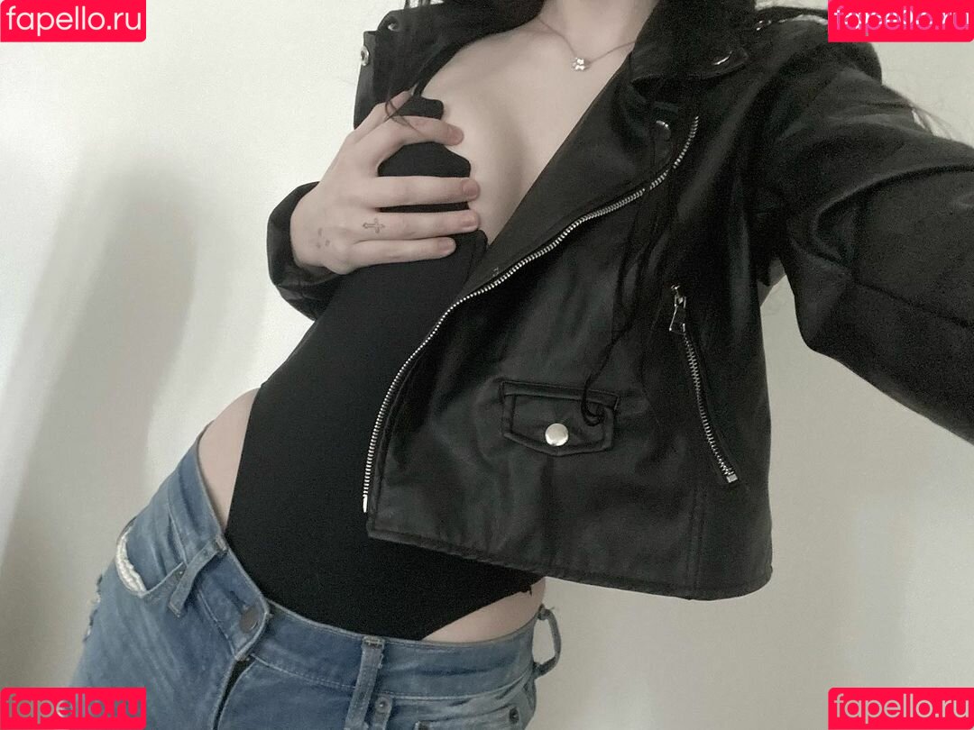 ezsy Onlyfans Photo Gallery 