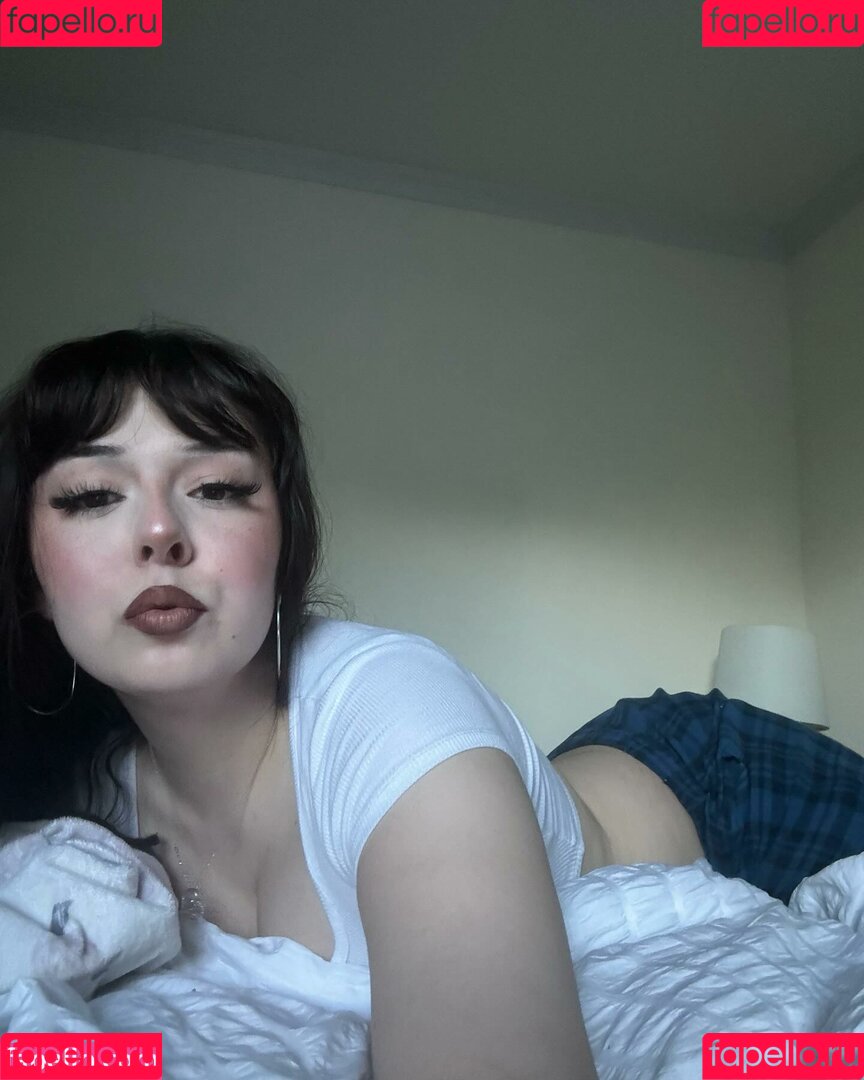 ezsy Onlyfans Photo Gallery 