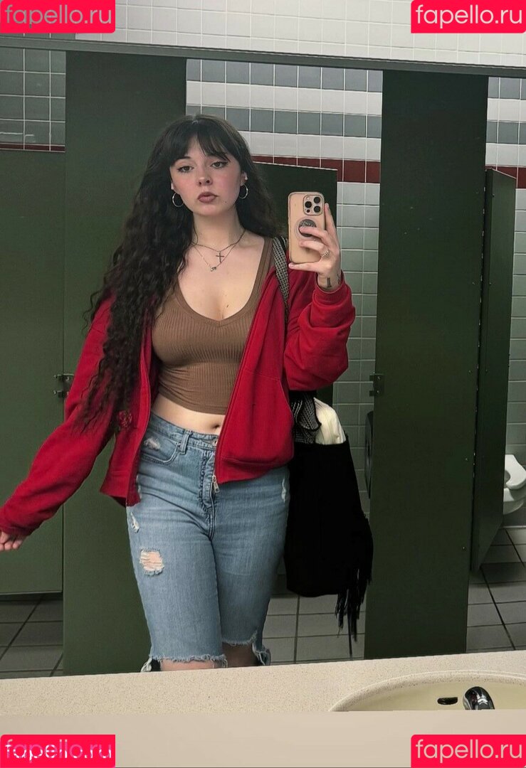 ezsy Onlyfans Photo Gallery 