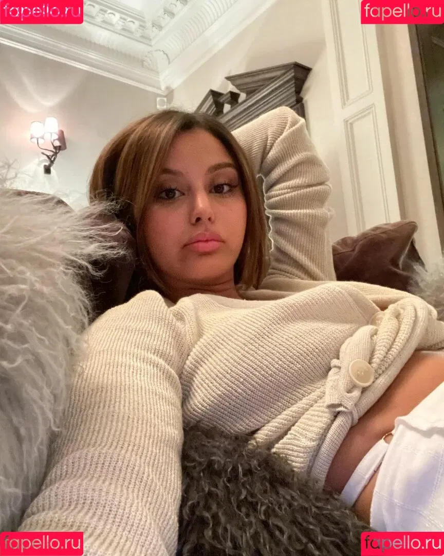 Zahia Dehar Onlyfans Photo Gallery 