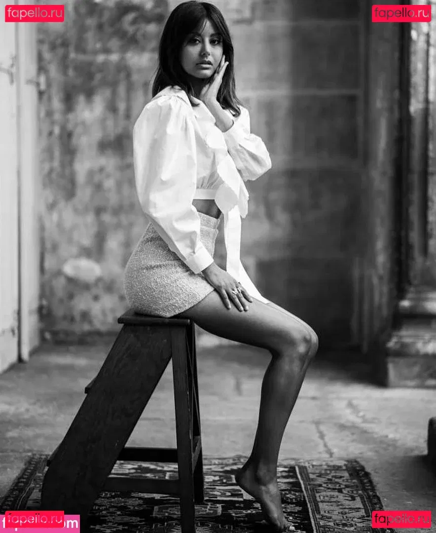 Zahia Dehar Onlyfans Photo Gallery 