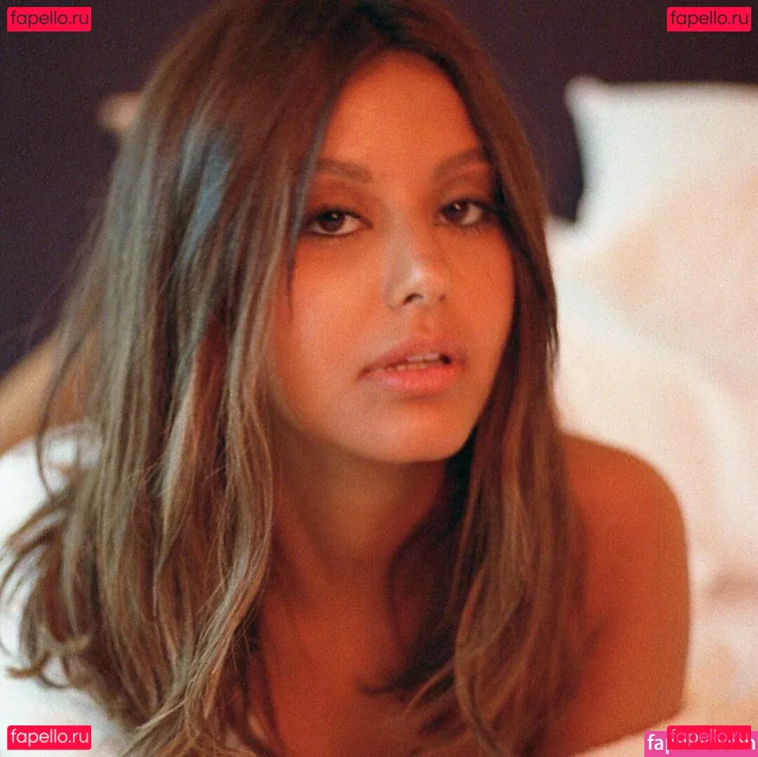 Zahia Dehar Onlyfans Photo Gallery 