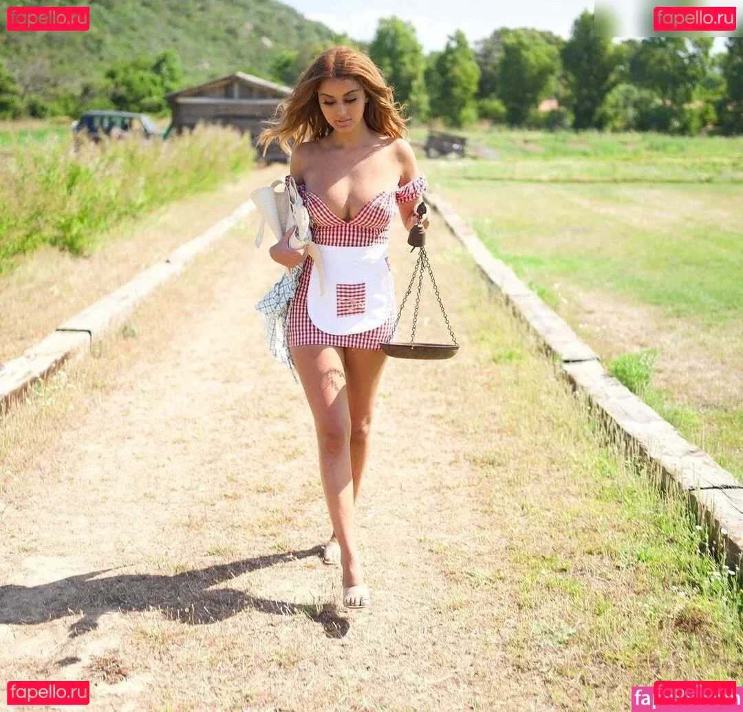 Zahia Dehar Onlyfans Photo Gallery 