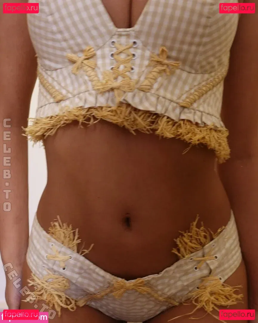 Zahia Dehar Onlyfans Photo Gallery 