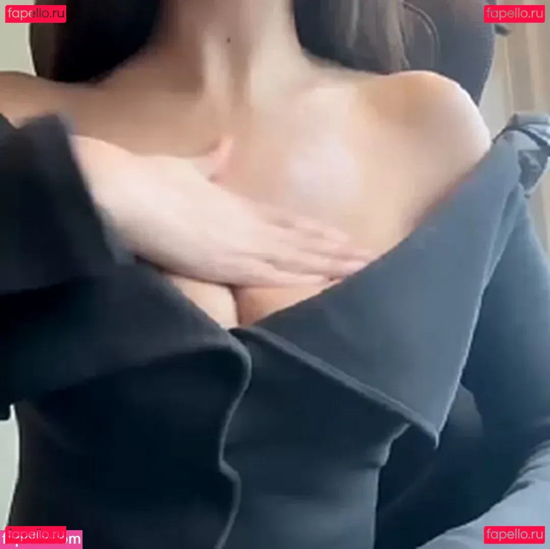 Zahia Dehar Onlyfans Photo Gallery 