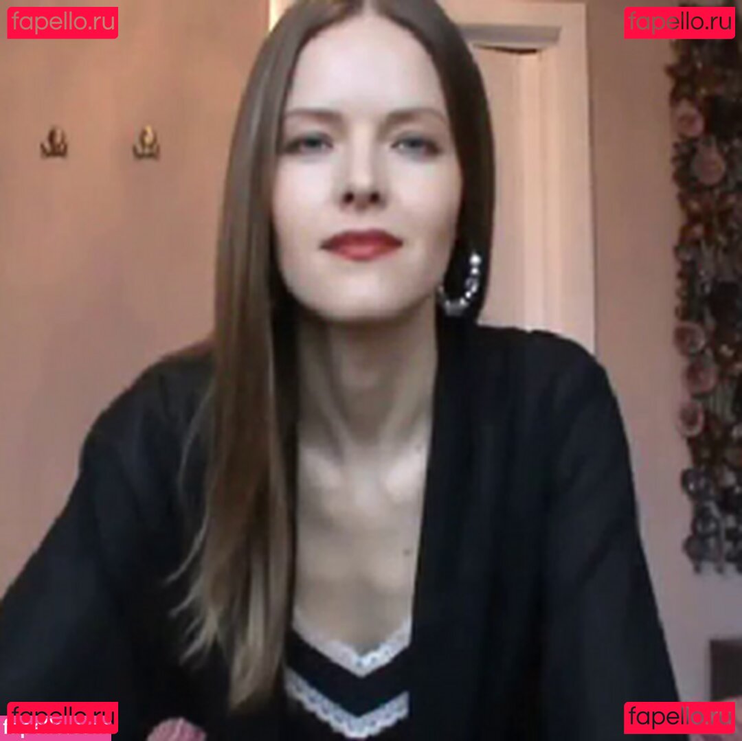 Lady Suzanne Nude Onlyfans Photo 15