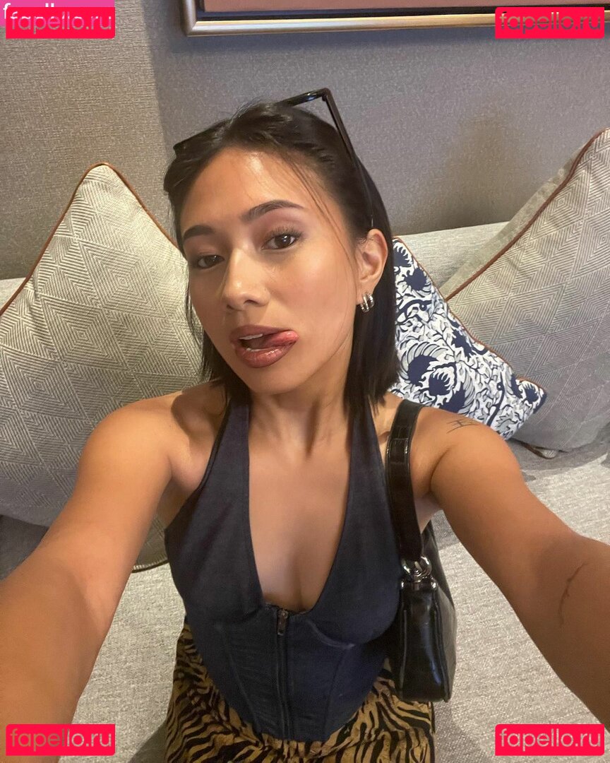 Niki Zefanya Nude Onlyfans Photo 33