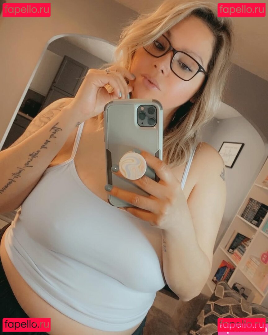 Midwestmylf Nude Onlyfans Photo 17