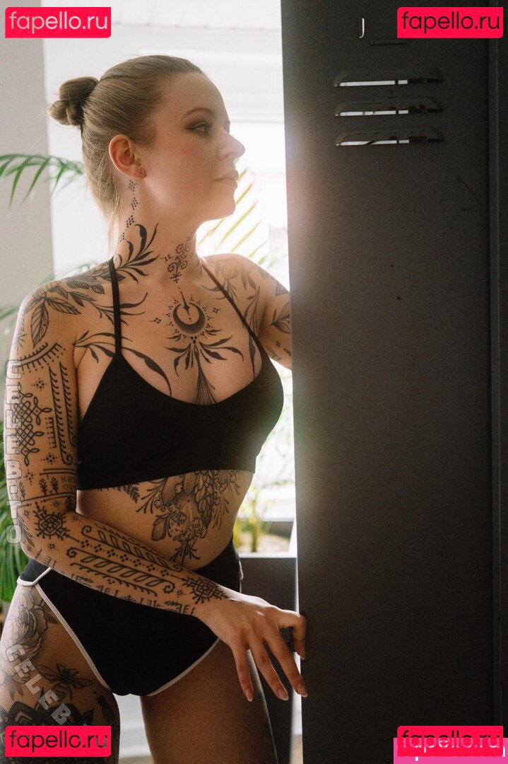 Mia Plaisir Nude Onlyfans Photo 4