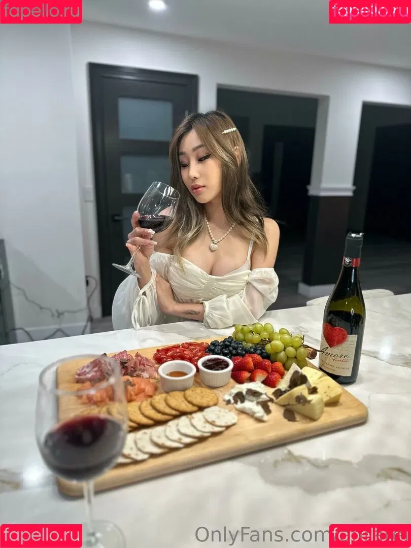 Waifuouo Onlyfans Photo Gallery 