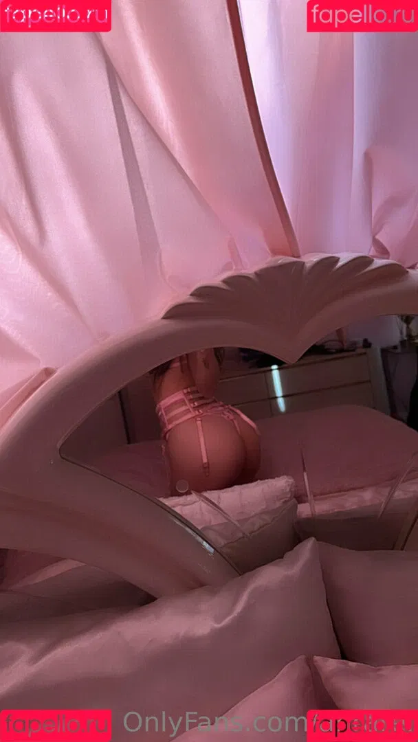 Waifuouo Onlyfans Photo Gallery 