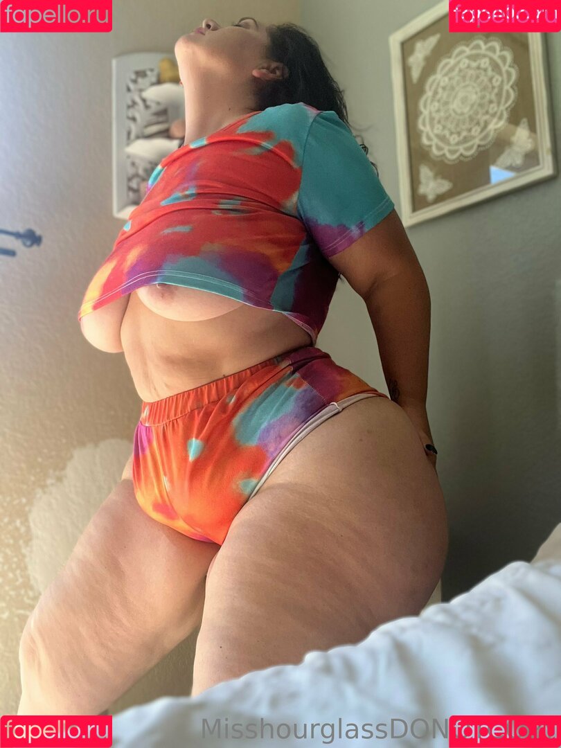misshourglass Onlyfans Photo Gallery 