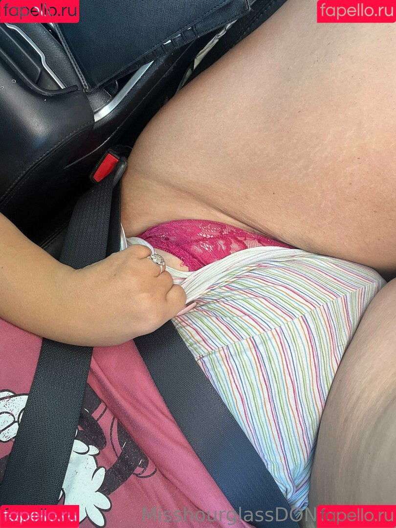 misshourglass Onlyfans Photo Gallery 