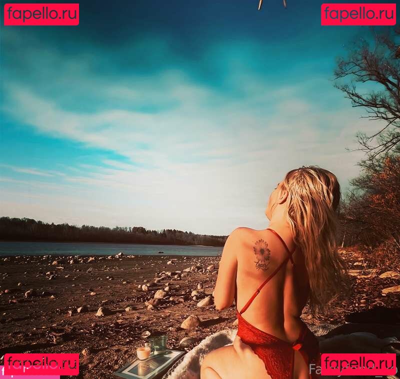 Lacey Lane Nude Onlyfans Photo 6