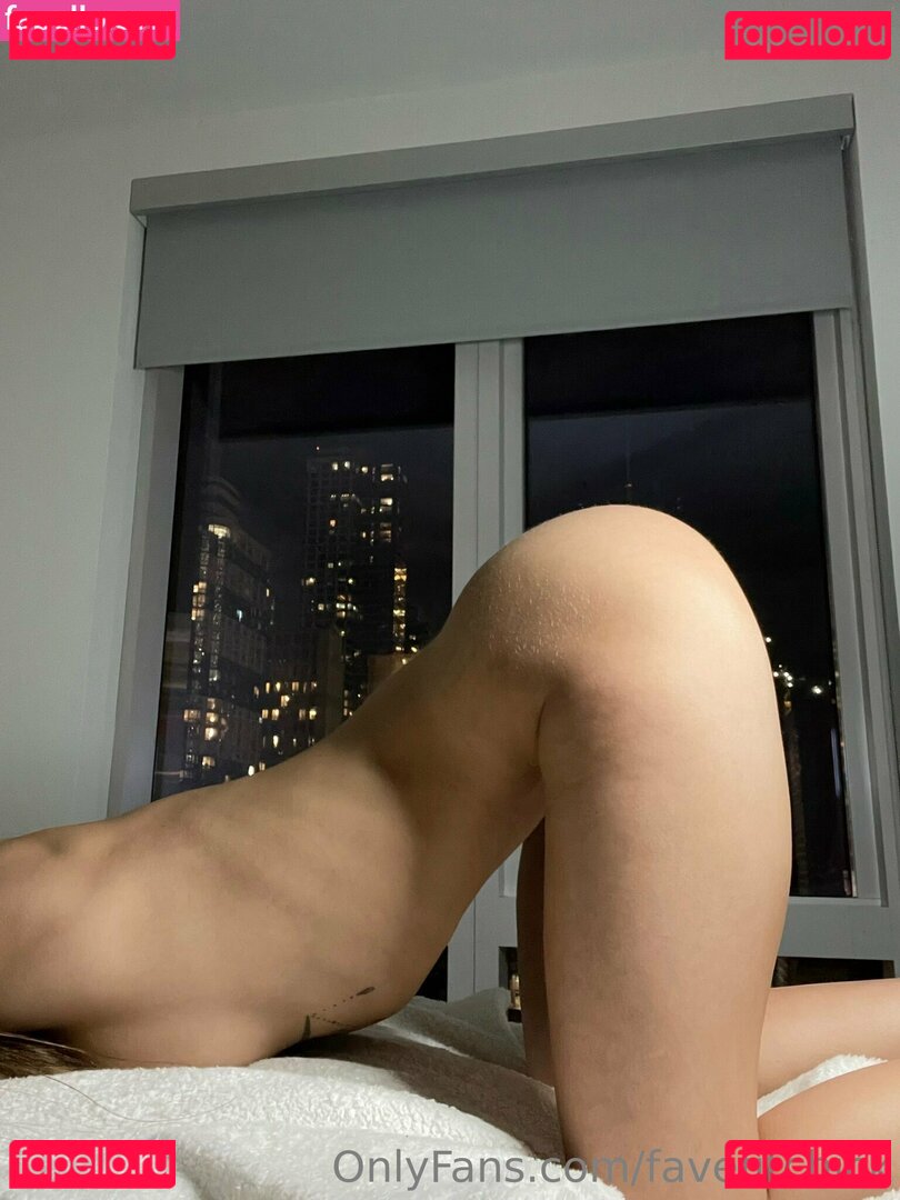 allikkins Nude Onlyfans Photo 6