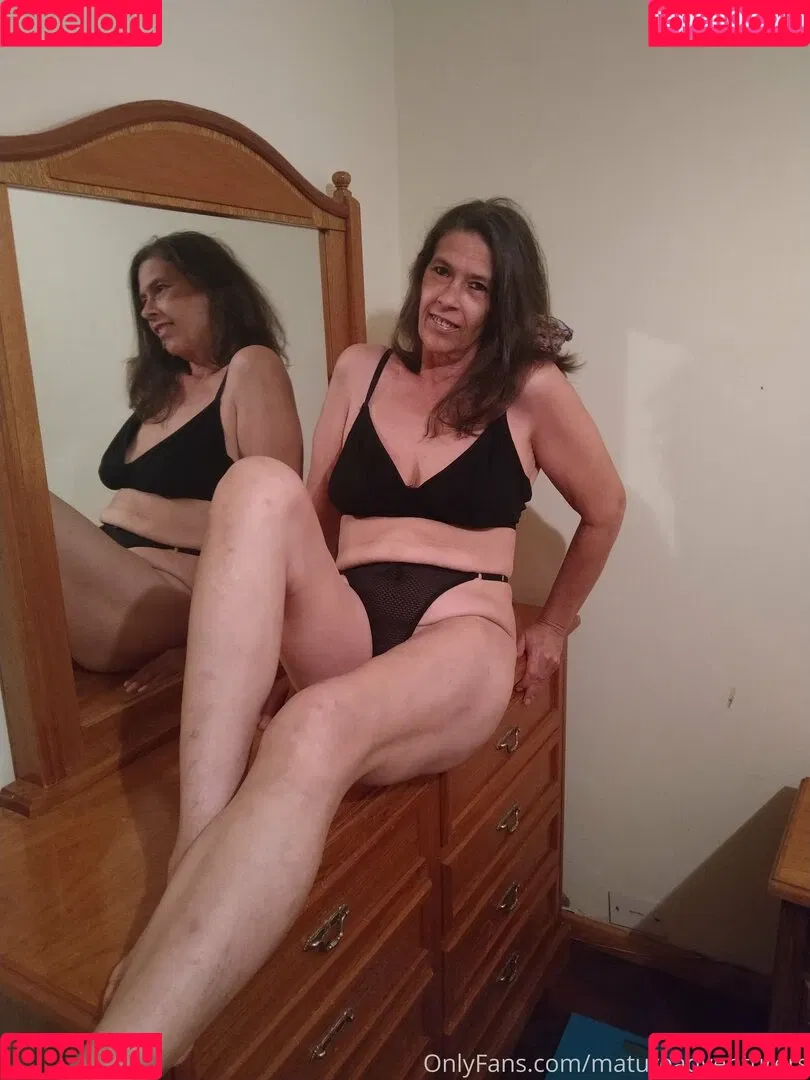 aloneruth Onlyfans Photo Gallery 