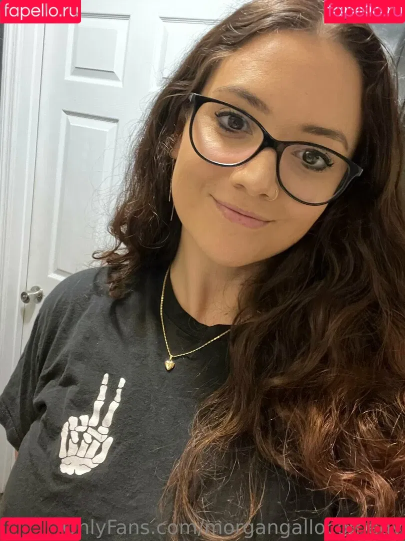 morgangallocomedy Onlyfans Photo Gallery 