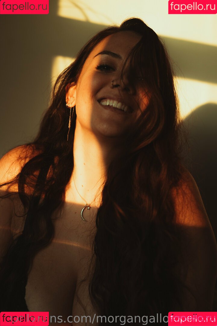 morgangallocomedy Onlyfans Photo Gallery 