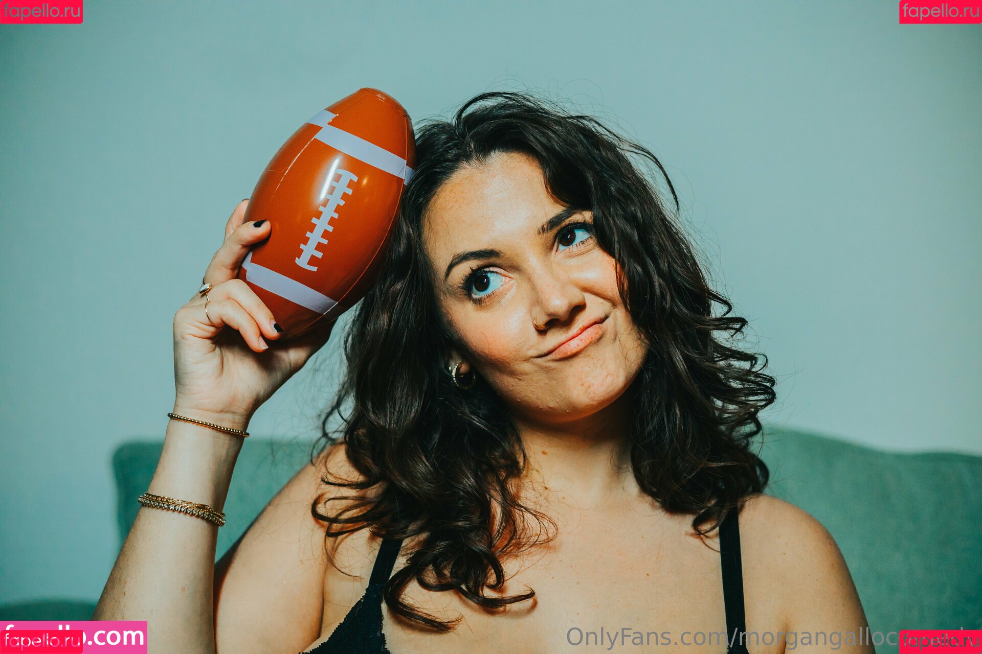 morgangallocomedy Onlyfans Photo Gallery 