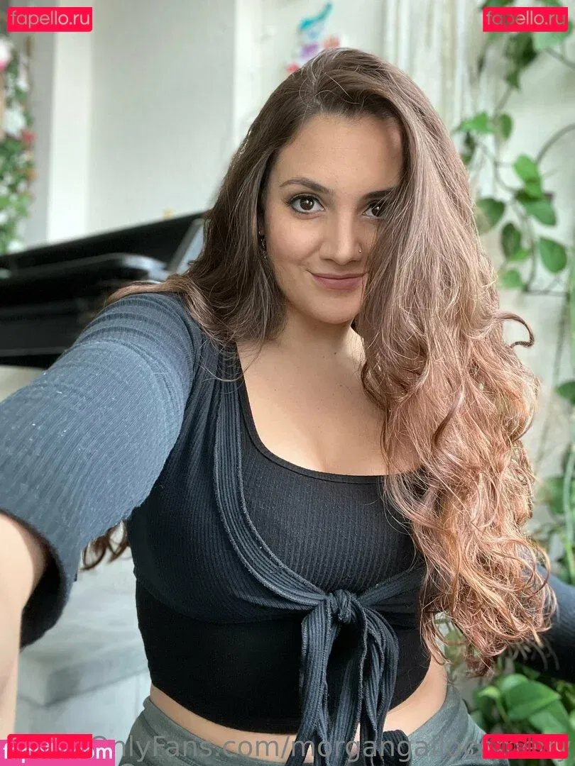 morgangallocomedy Onlyfans Photo Gallery 