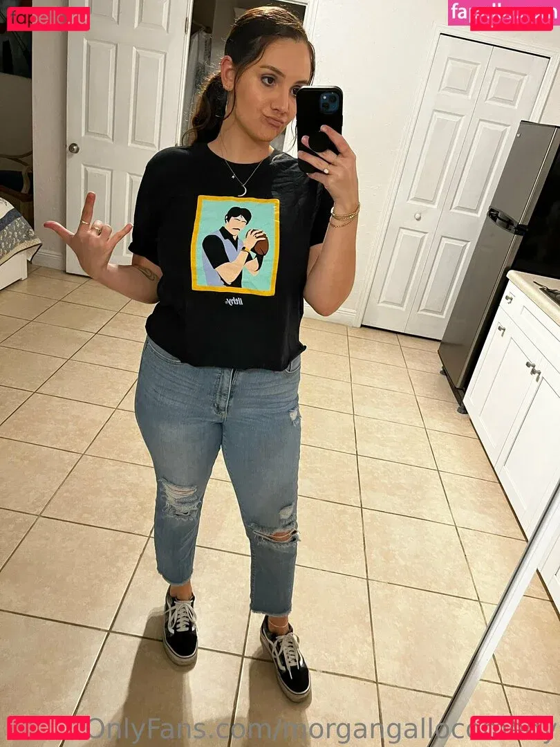 morgangallocomedy Onlyfans Photo Gallery 