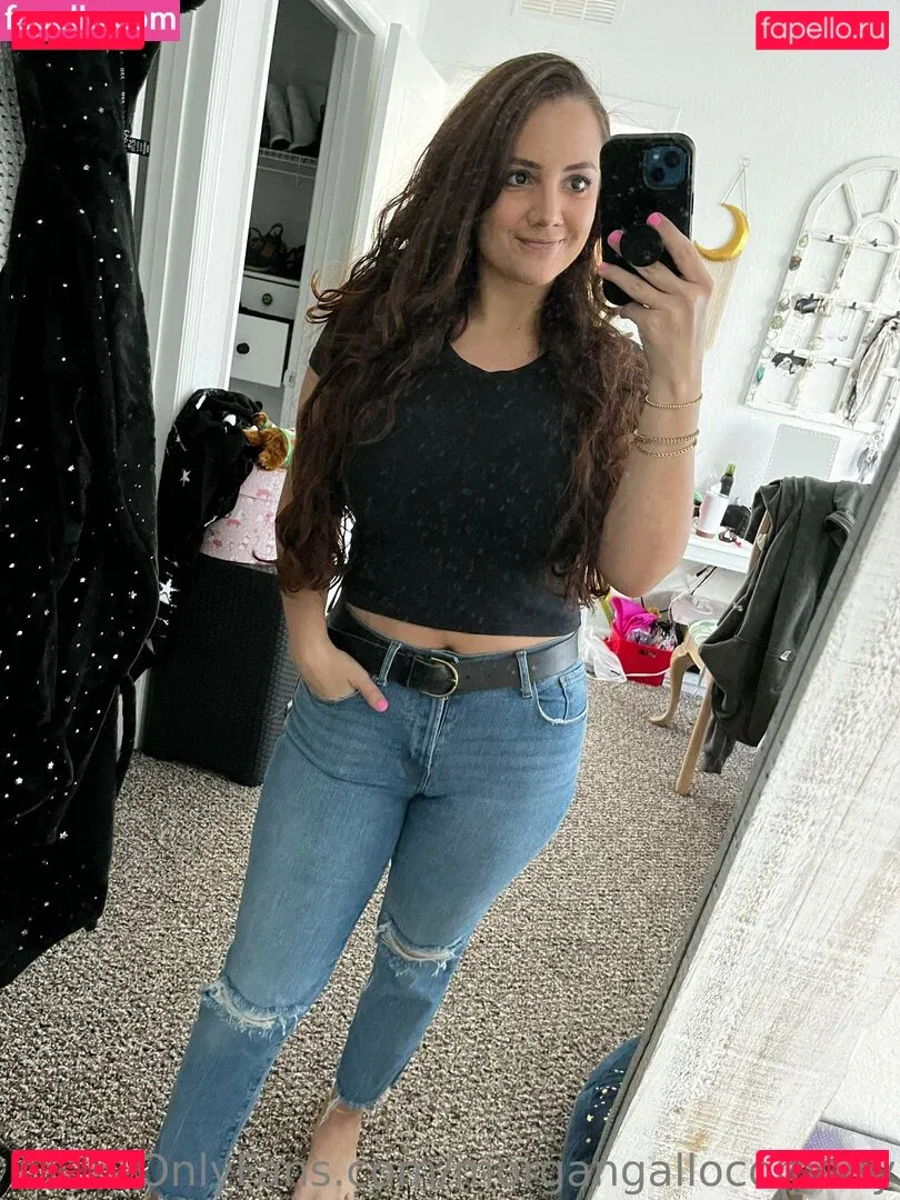 morgangallocomedy Onlyfans Photo Gallery 