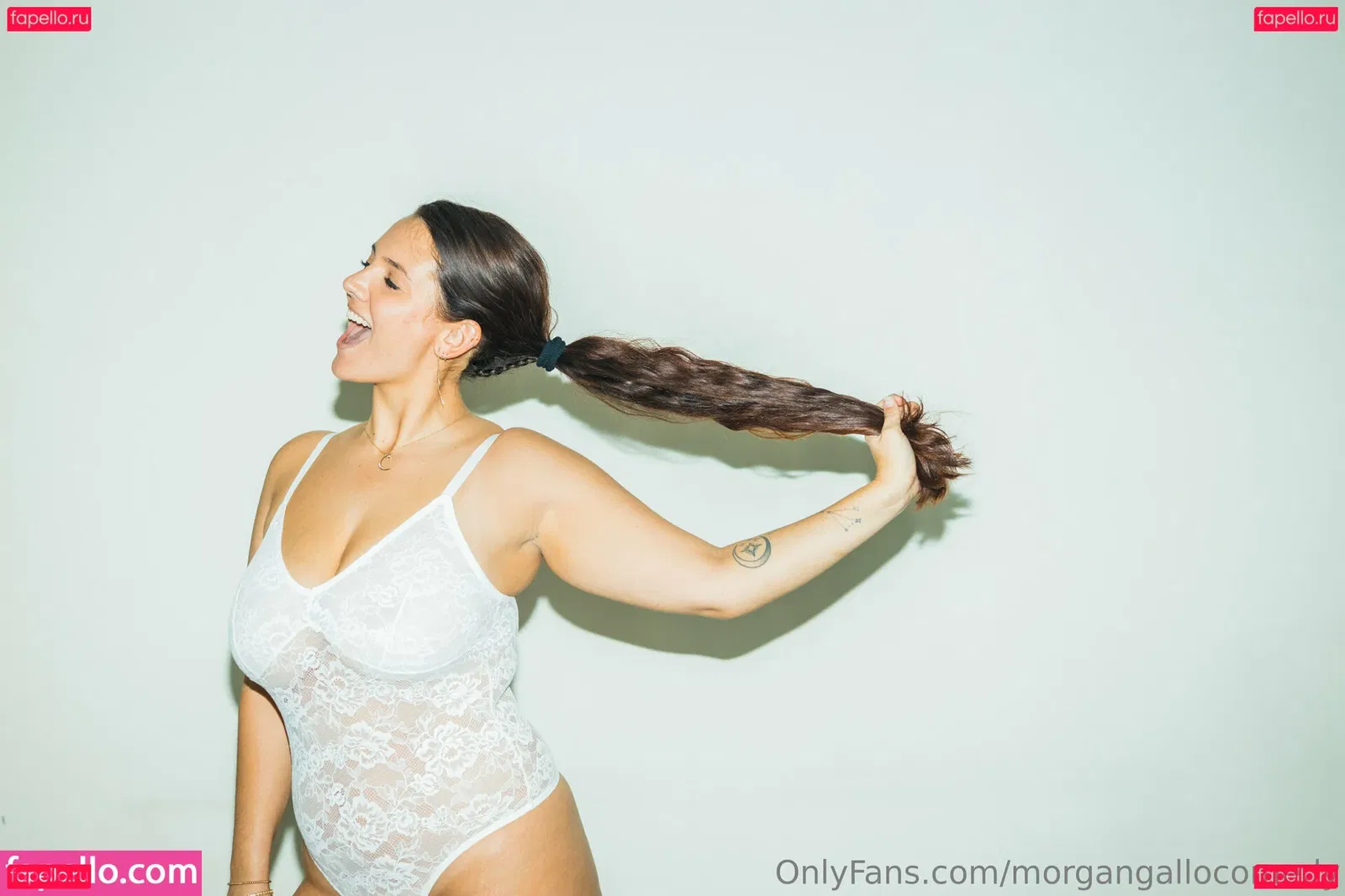 morgangallocomedy Onlyfans Photo Gallery 