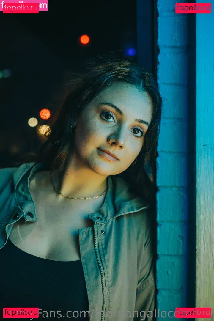 morgangallocomedy Onlyfans Photo Gallery 