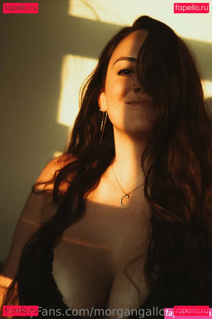 morgangallocomedy Onlyfans Photo Gallery 