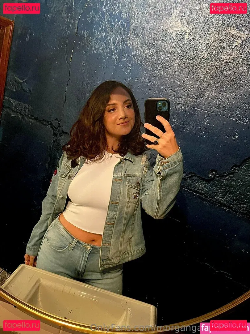 morgangallocomedy Onlyfans Photo Gallery 