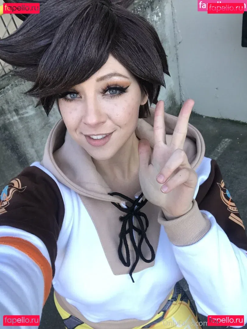 Feisty Vee Onlyfans Photo Gallery 