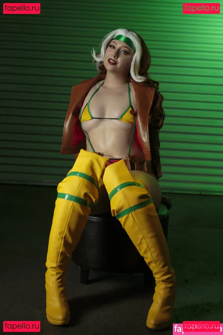 Feisty Vee Onlyfans Photo Gallery 