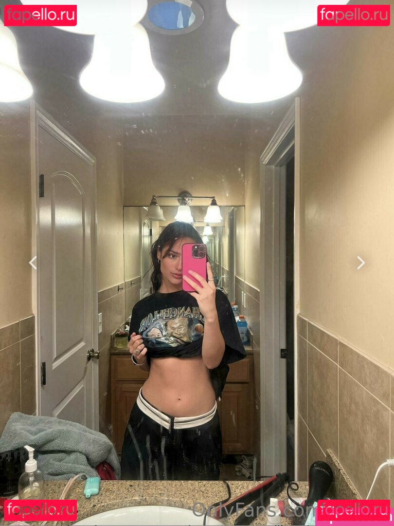 Lou-Ann Vecchia Nude Onlyfans Photo 23