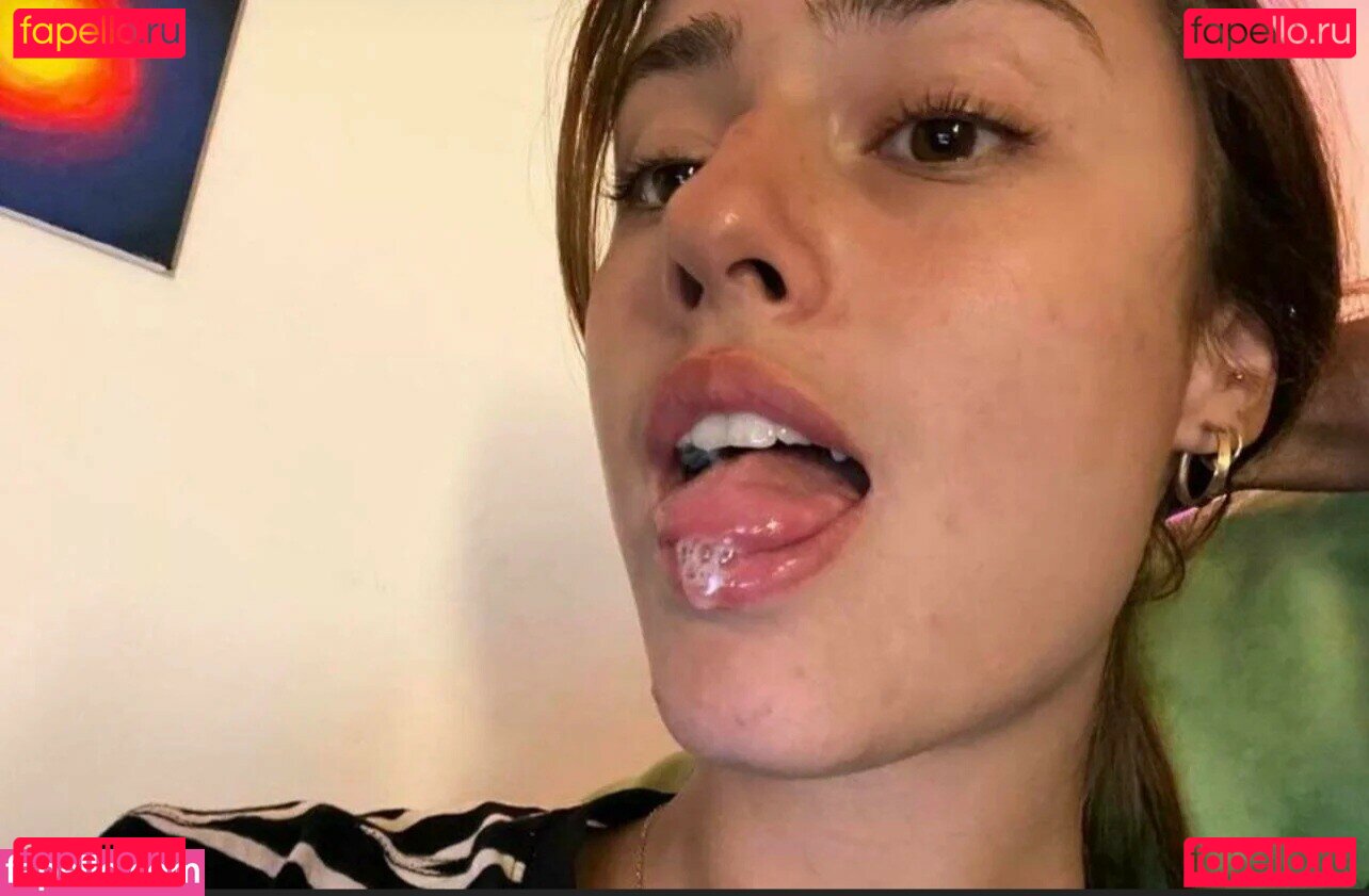 Lou-Ann Vecchia Nude Onlyfans Photo 14