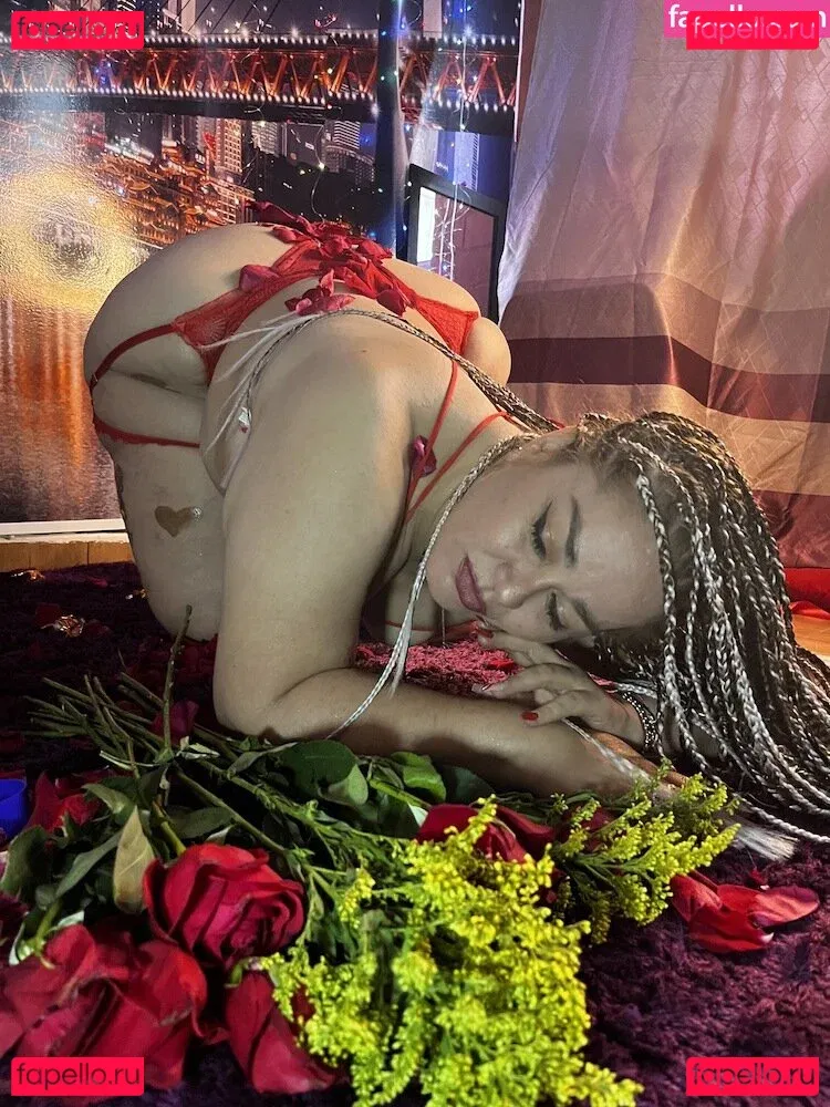 kristenhill Onlyfans Photo Gallery 