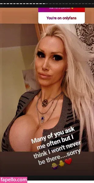 Kristhin Gomez Onlyfans Photo Gallery 