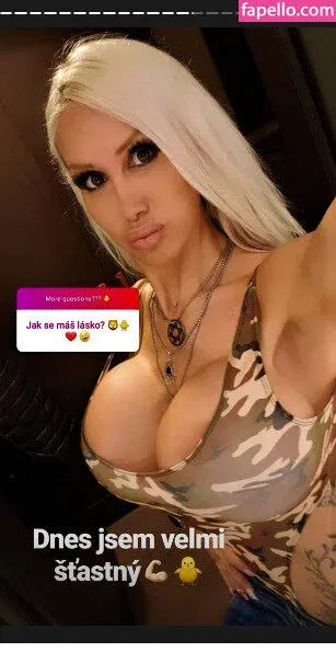 Kristhin Gomez Onlyfans Photo Gallery 