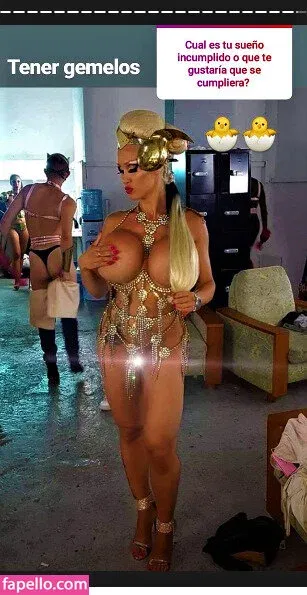 Kristhin Gomez Onlyfans Photo Gallery 