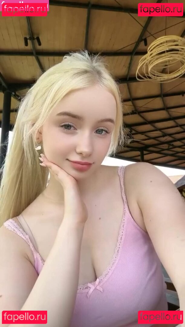 Dasha Gartman Nude Onlyfans Photo 27