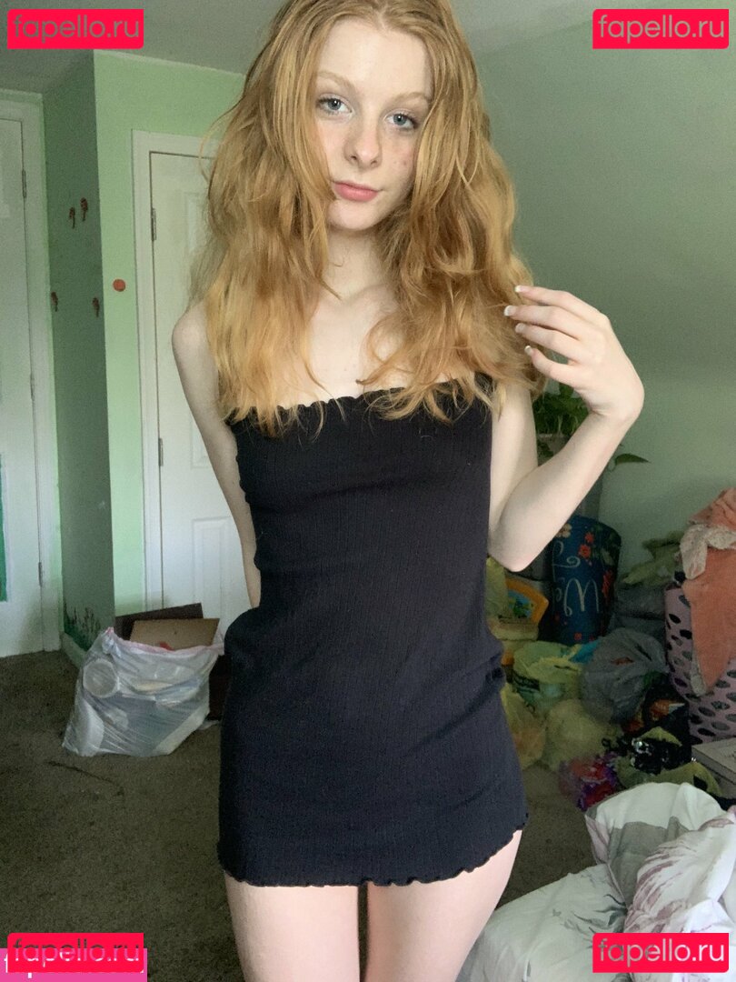 strawberrigirli Nude Onlyfans Photo 14