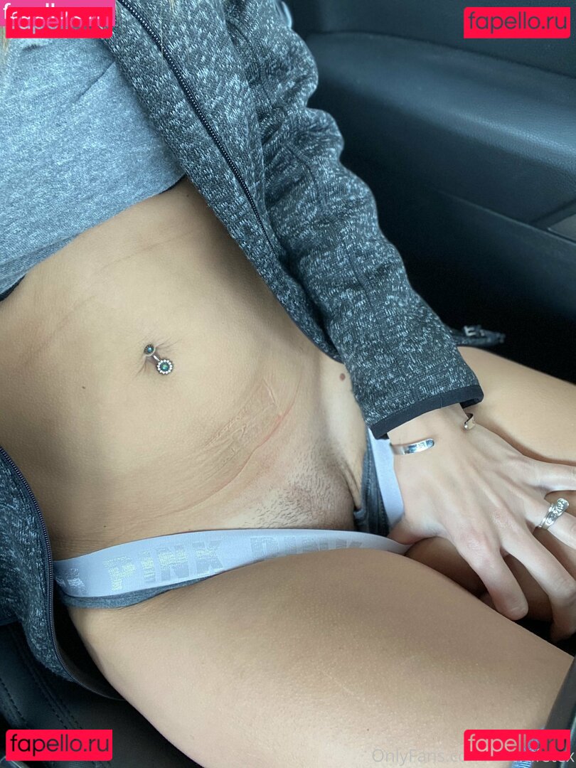 Hotwifetex Nude Onlyfans Photo 9