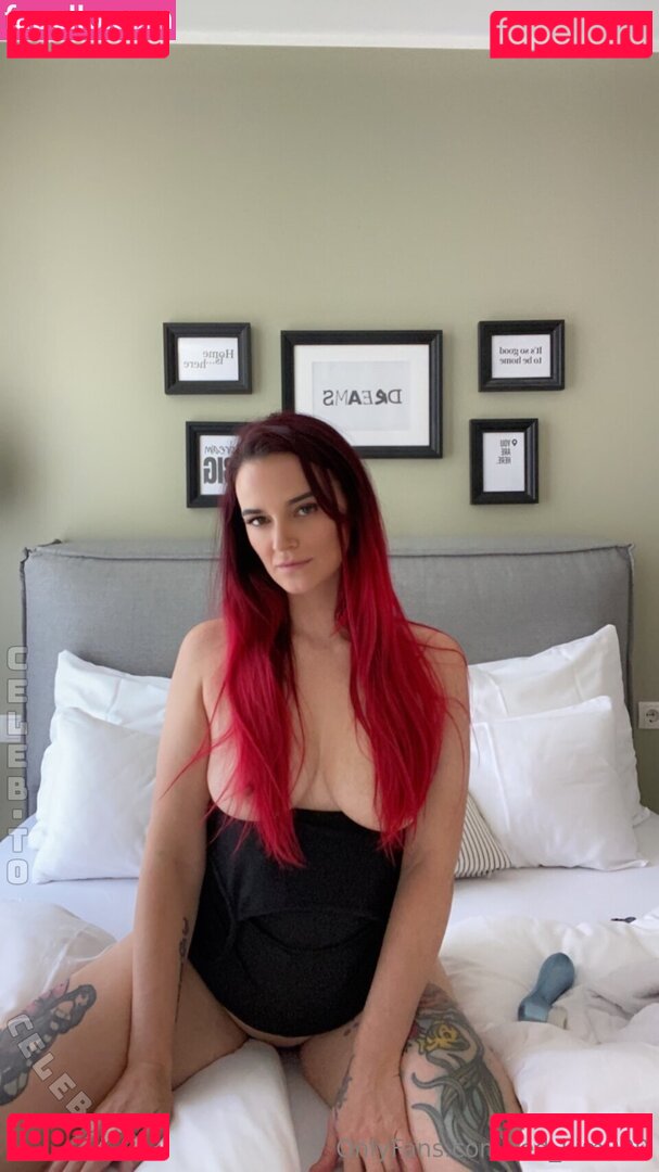 Kim Red Nude Onlyfans Photo 4
