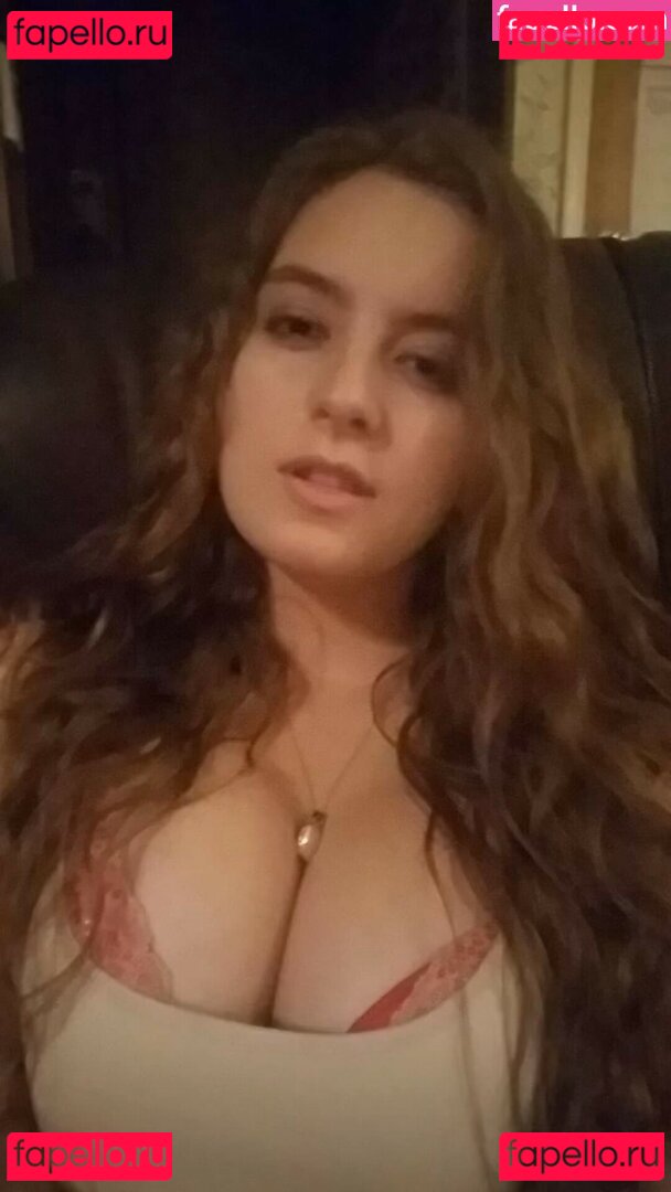 Laila Wolf Nude Onlyfans Photo 16