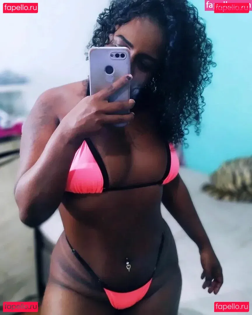 Anna Moreira Onlyfans Photo Gallery 