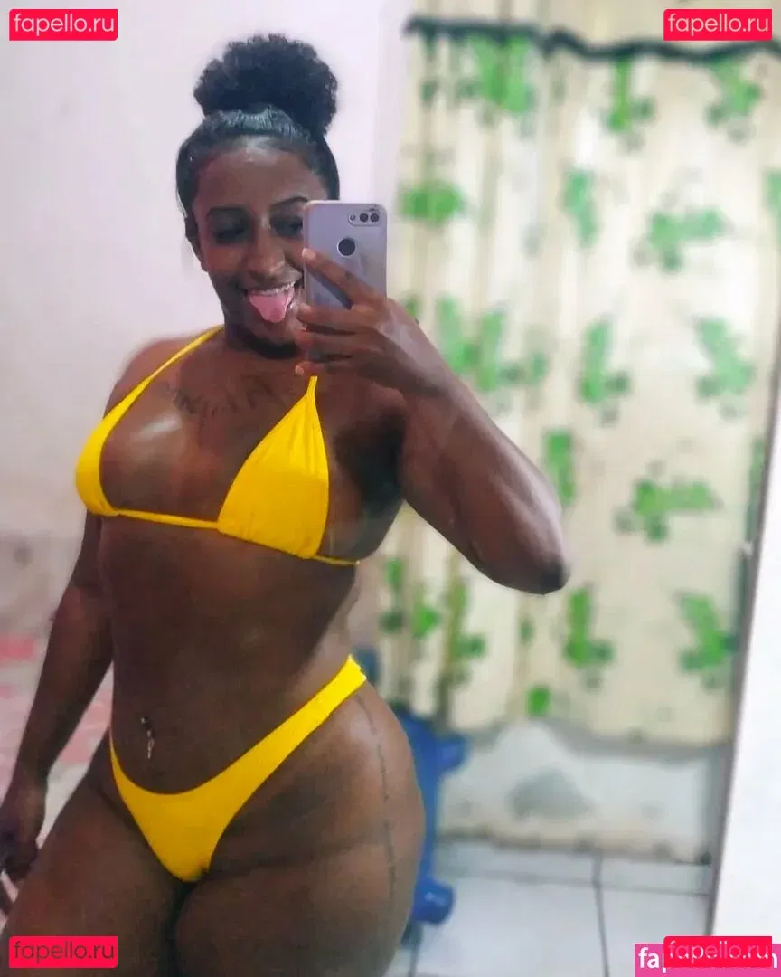 Anna Moreira Onlyfans Photo Gallery 