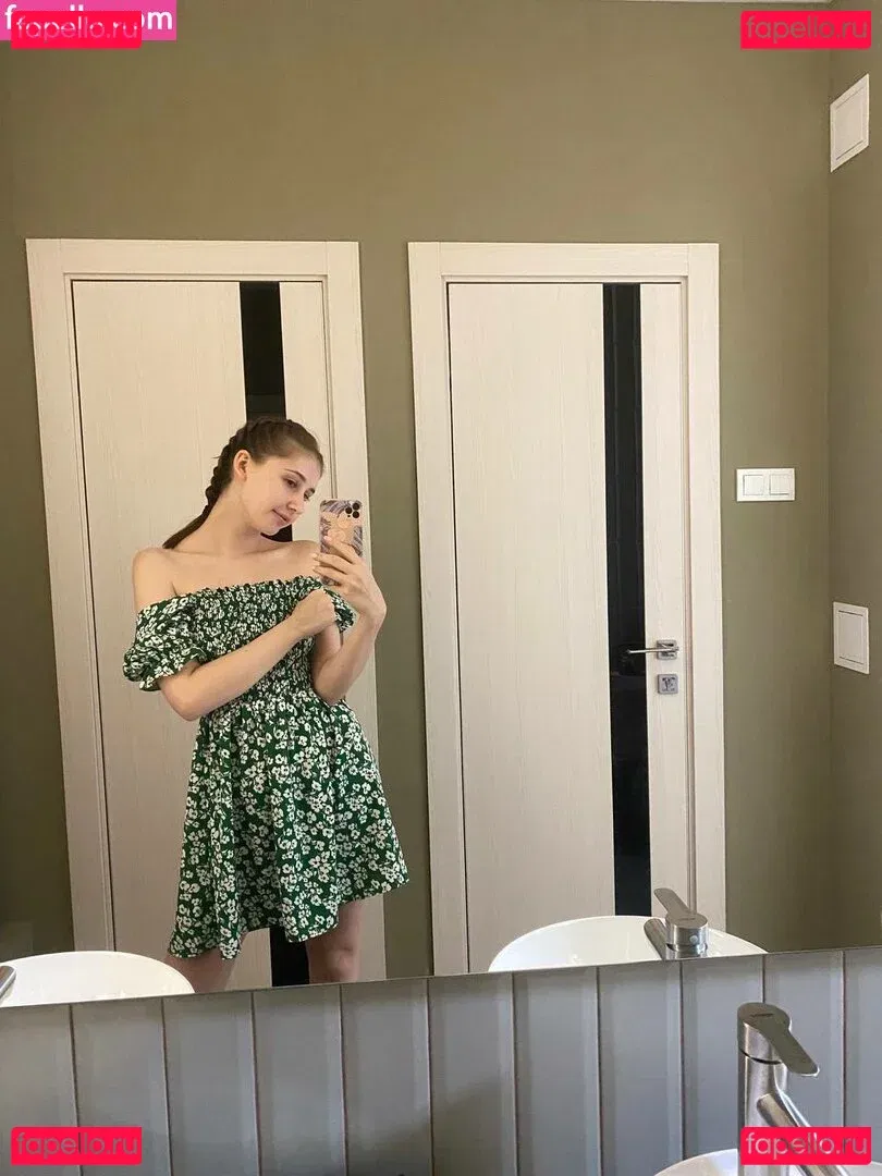 Zefirka_natsuki Onlyfans Photo Gallery 