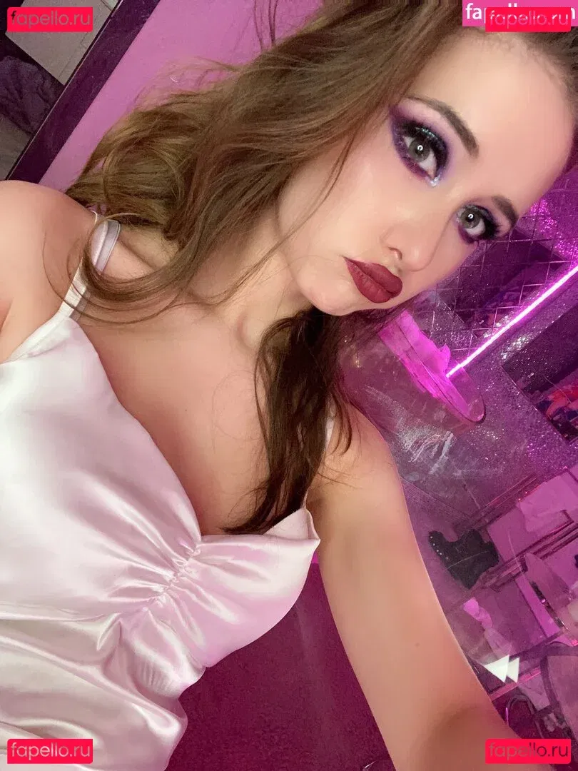 Zefirka_natsuki Onlyfans Photo Gallery 