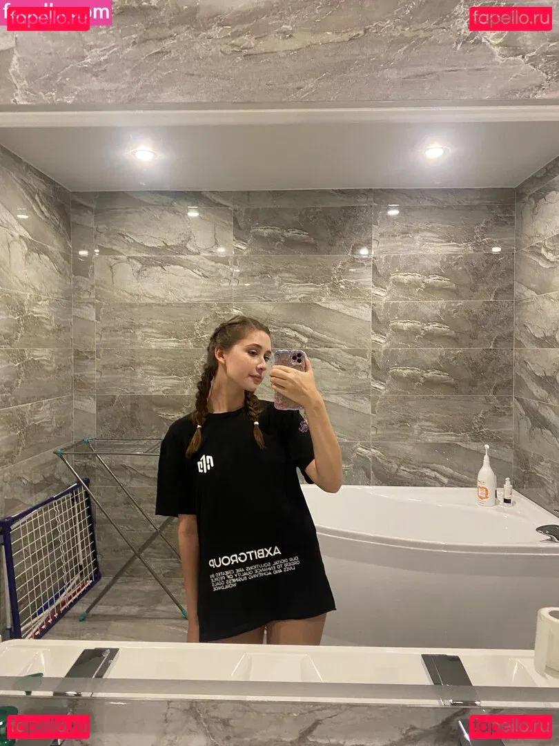 Zefirka_natsuki Onlyfans Photo Gallery 