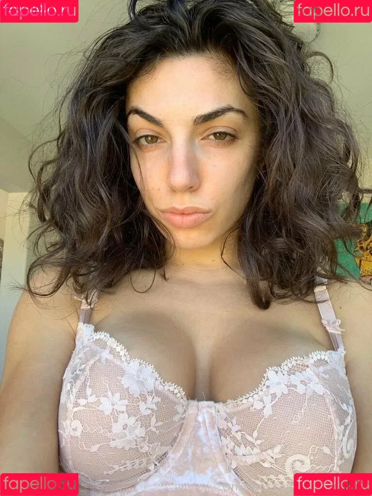 darciedolcexxx Onlyfans Photo Gallery 