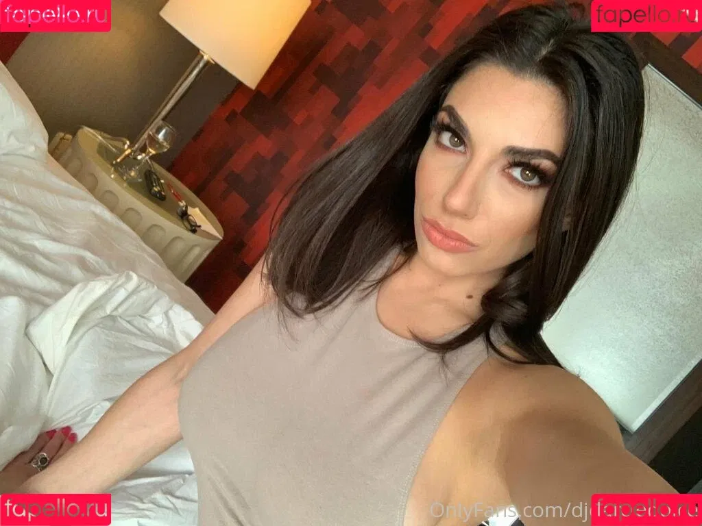 darciedolcexxx Onlyfans Photo Gallery 
